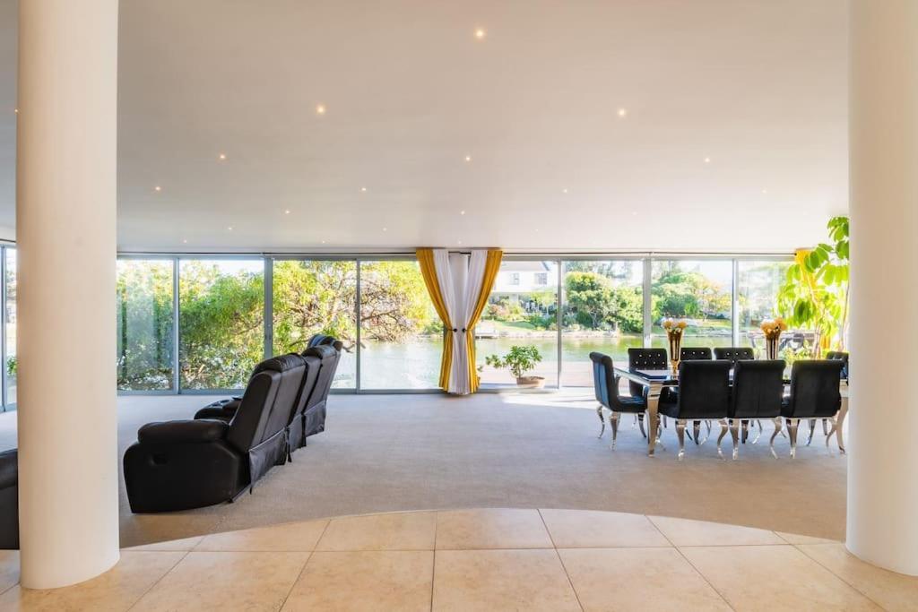 Appartement Near Pool Mountain Views On Canal *